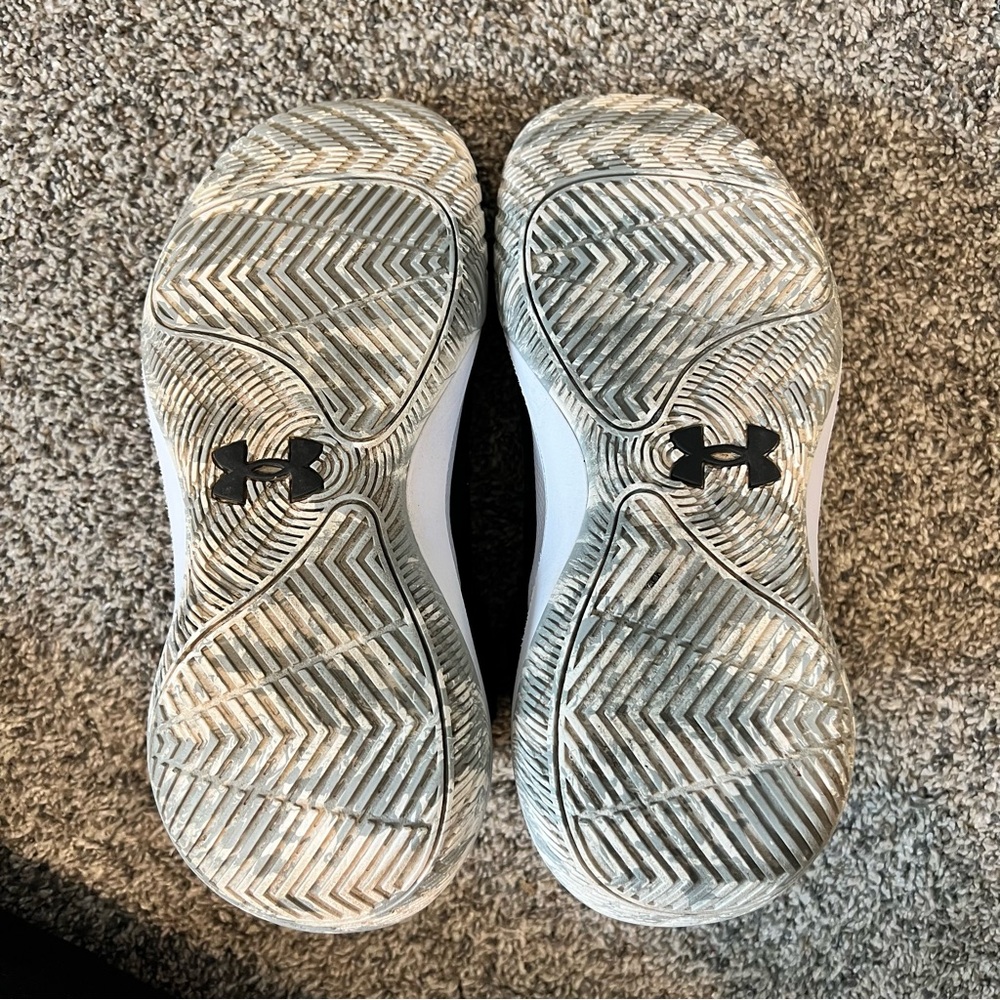 Under Armour Black and White High-Top Sneakers - Picture 5 of 6